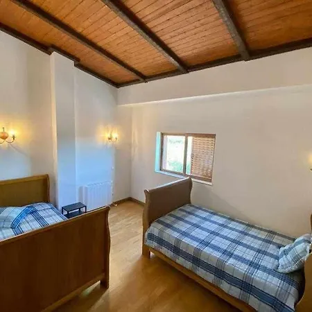 With 4 Bedrooms / Pool / Quiet Area / Wifi Hotel *