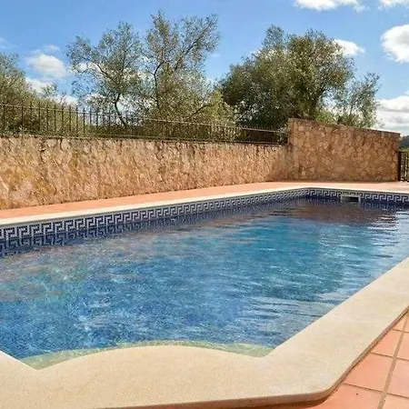 With 4 Bedrooms / Pool / Quiet Area / Wifi Hotel