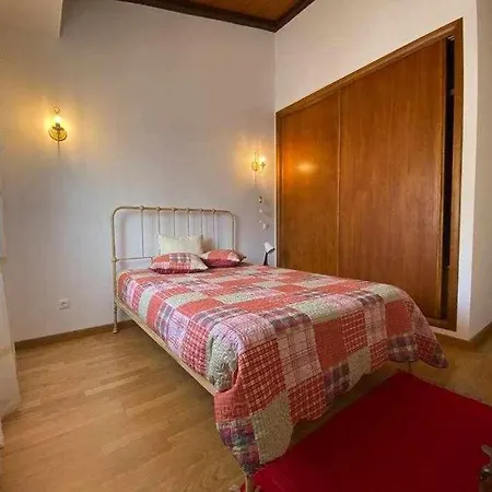 With 4 Bedrooms / Pool / Quiet Area / Wifi *