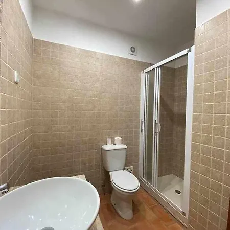 Hotel With 4 Bedrooms / Pool / Quiet Area / Wifi Loulé